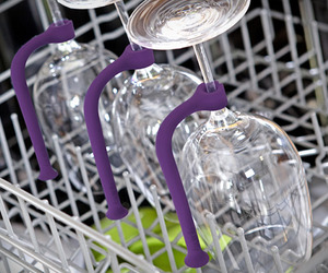 Tether-save-your-stemware-m