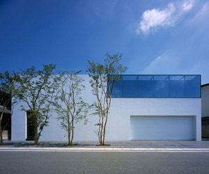 Th-house-a-minimalist-contemporary-residence-by-baqueratta-m