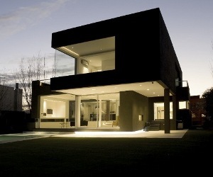 The Casa Negra Home by Andres Remy