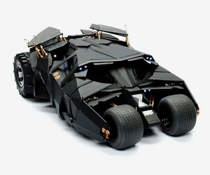 The-dark-knight-16th-scale-batmobile-collection-by-hot-toys-m