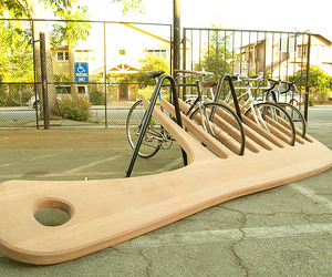 The-giant-comb-bicycle-stand-m