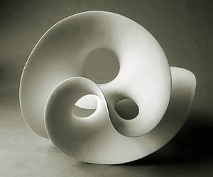 The-good-china-ceramic-sculptures-by-eva-hild-m