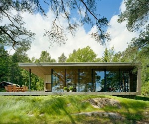 The Island House by WRB Architects