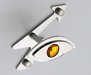 THE MAIDEN'S EYE, coat hook.