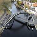 The-melkwegbridge-by-next-architects-s