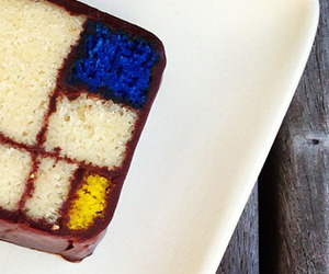 The-mondrian-cake-m