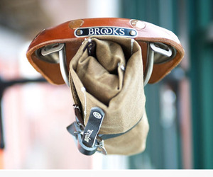 The-mopha-tool-roll-for-your-bike-m