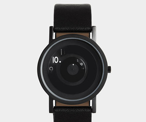 The-reveal-watch-at-moma-store-m