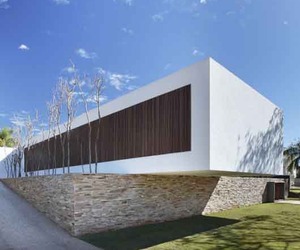 The-sustainability-of-sn-house-by-studio-guilherme-torres-m