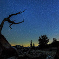 Timelapse-filmed-during-meteor-shower-in-california-s