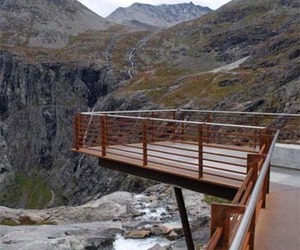 Tour-of-mount-m