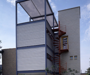 Tower-house-by-frederick-phillips-and-associates-m