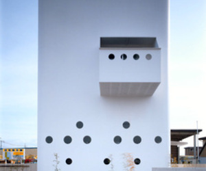 Towr-house-by-ks-architects-m