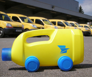 Toys-made-of-recycled-bottles-by-martine-camilleri-m