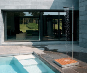 Tradewinds-cascade-outdoor-shower-m