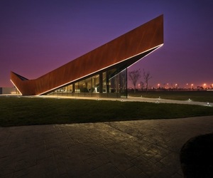 Triple-v-gallery-for-vanke-by-ministry-of-design-m