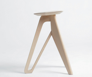 Tripod-stool-by-eunjin-jung-m