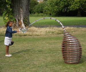 Tropism-well-a-unique-take-on-the-water-fountain-m