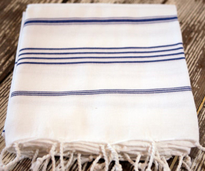 Turkish-towels-at-distant-m