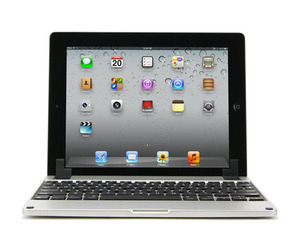 Turn-your-ipad-into-a-laptop-with-brydge-m