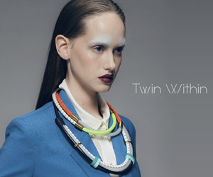Twin-within-jewelry-m