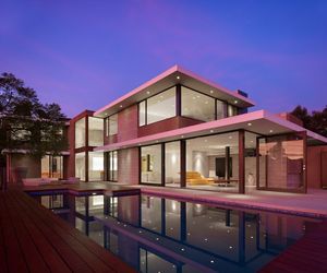 Two-level-minimalist-pink-house-m