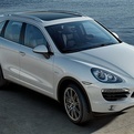 V-8-power-with-v-6-economy-porsches-cayenne-hybrid-s