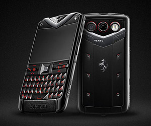 Vertu-constellation-quest-ferrari-edition-m