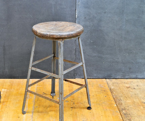 Vintage-industrial-angle-steel-inc-oak-top-stool-m