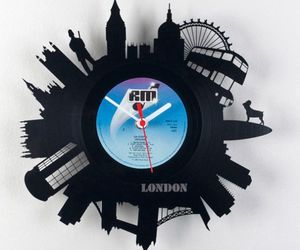 Vinyl-records-changes-to-modern-city-wall-clocks-m