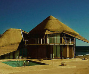 Vogelstrand-house-by-foster-lomas-m