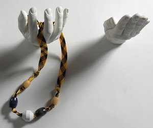 Wall-mounted-hands-m