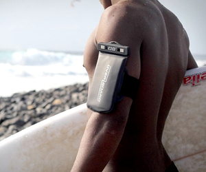 Waterproof-arm-pack-by-overboard-m