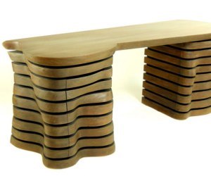 Wave Desk