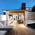 White-canvas-on-a-green-roof-by-martine-brisson-s