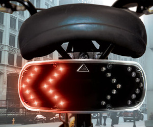Wireless-bike-turn-signal-m