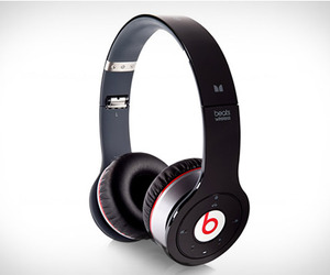 Wireless-bluetooth-headphones-beats-bt-dr-dre-m