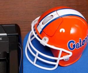 Wireless-football-helmet-mouse-m