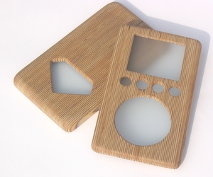 wooden iPod cover