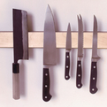 Wooden-magnetic-knife-holder-from-lie-nielson-toolworks-s