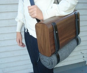 Wooden-tote-m