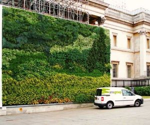 Worlds-first-living-wall-painting-m