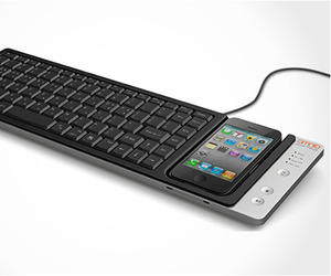 Wow-keys-iphone-keyboard-dock-by-omnio-m