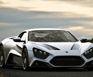 Zenvo-st1-50s-packs-1250-hp-m