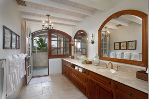 ALaMerBR1Bathroom.jpg