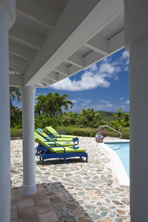BellaVida070912-Pool5.jpg