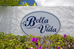 BellaVida070912-Sign.jpg