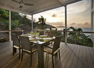 TheRefuge030510-Dining.jpg