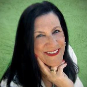 Elaine Fogel