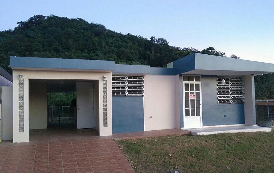 Urb. Los Flamboyanes 450 Bienes Raíces > Residencial > Casas > Casas